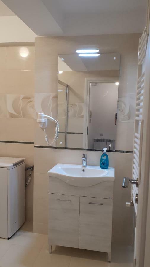 Tibiscum Apartament, Bucuresti Экстерьер фото